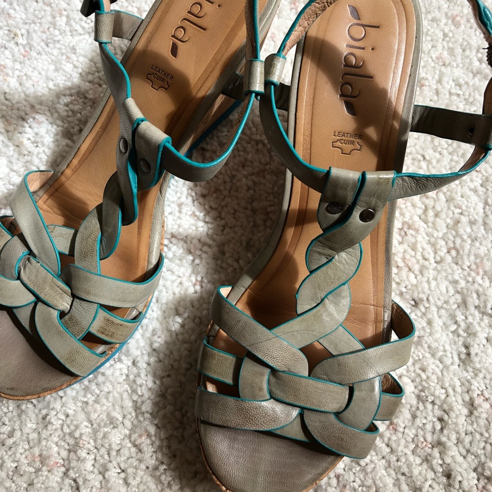 BIALA 9 strappy wedges with blue and grey detail